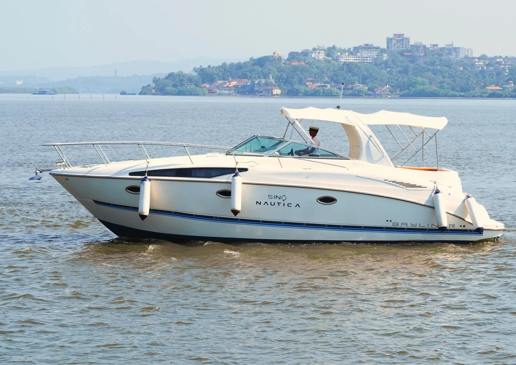 Sinq yacht charter in Goa