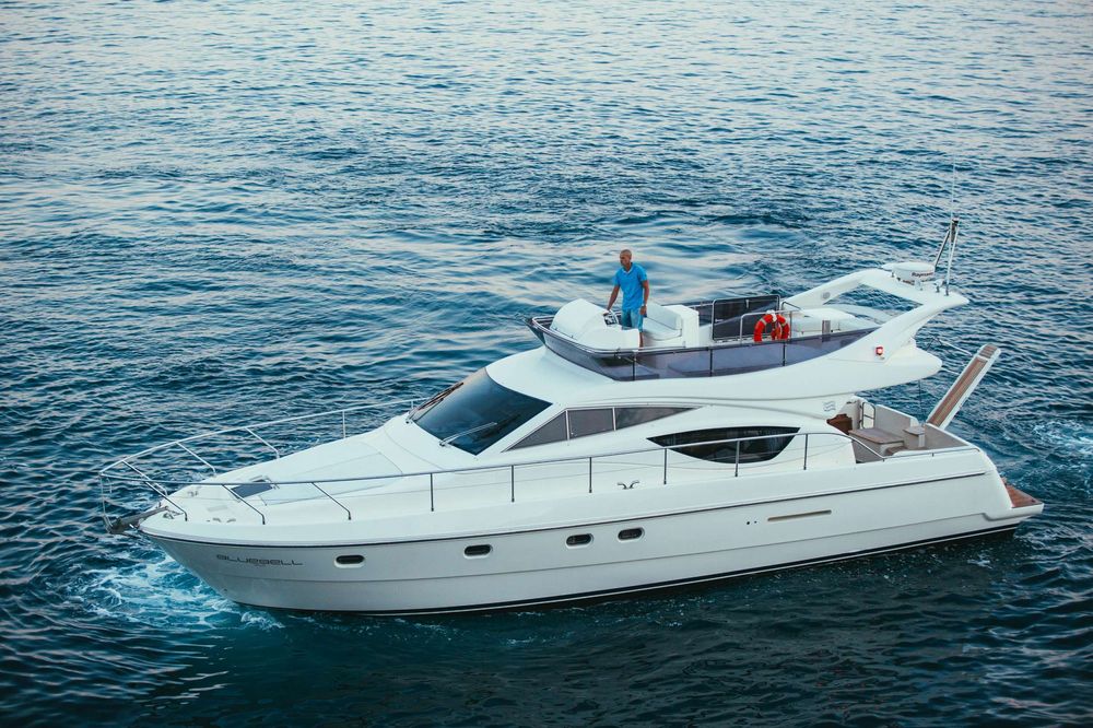 yacht rental goa