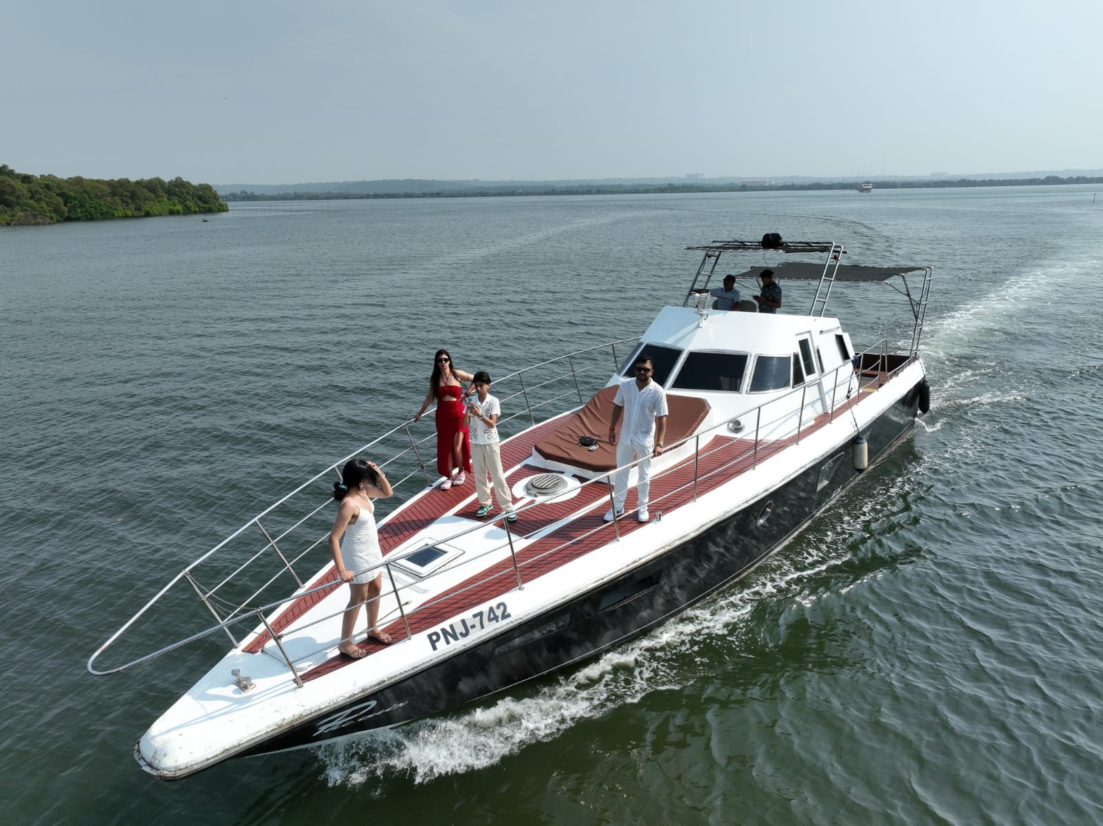 Phoenix yacht charter in Goa